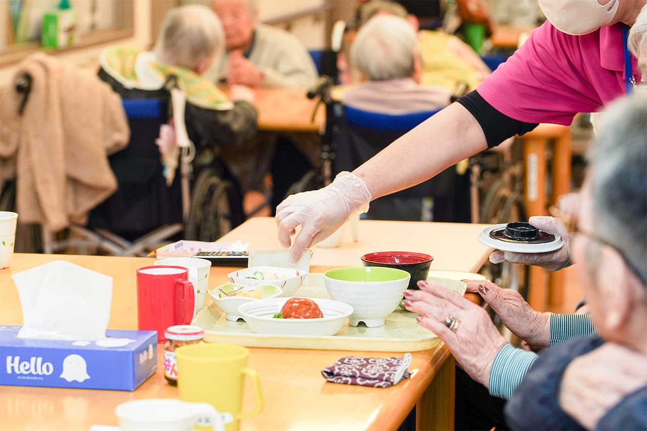 特別養護老人ホーム梨花の食事風景